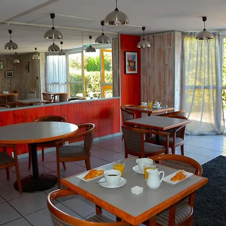 Agil Otel *