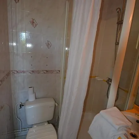 Otel Agil Saint-Herblain